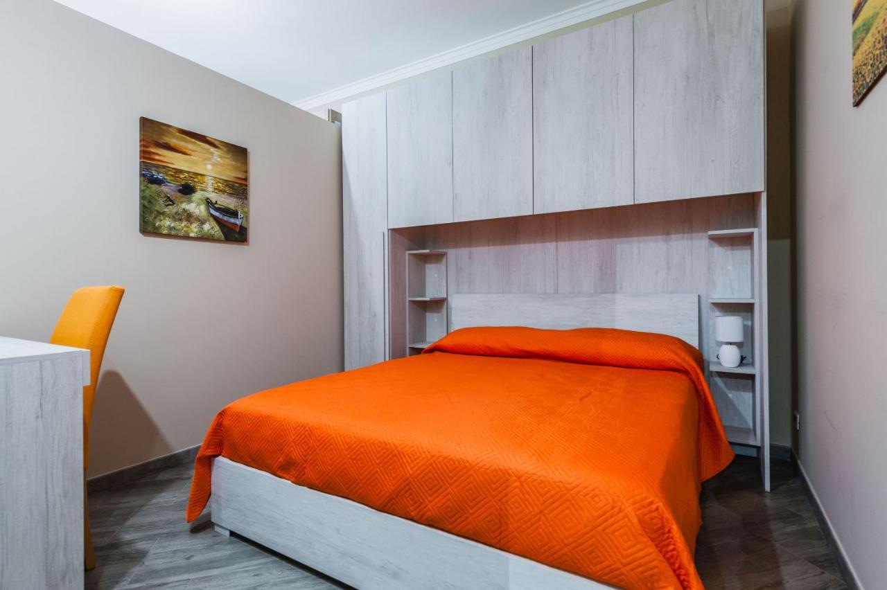 Lemon Tree Apartments By Wonderful Italy Giardini Naxos Esterno foto